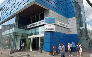 Испания снова выдает визы в Москве